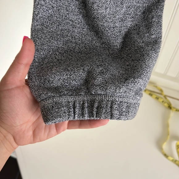 Roots Salt and Pepper Joggers Cropped 21” - Picture 6 of 6